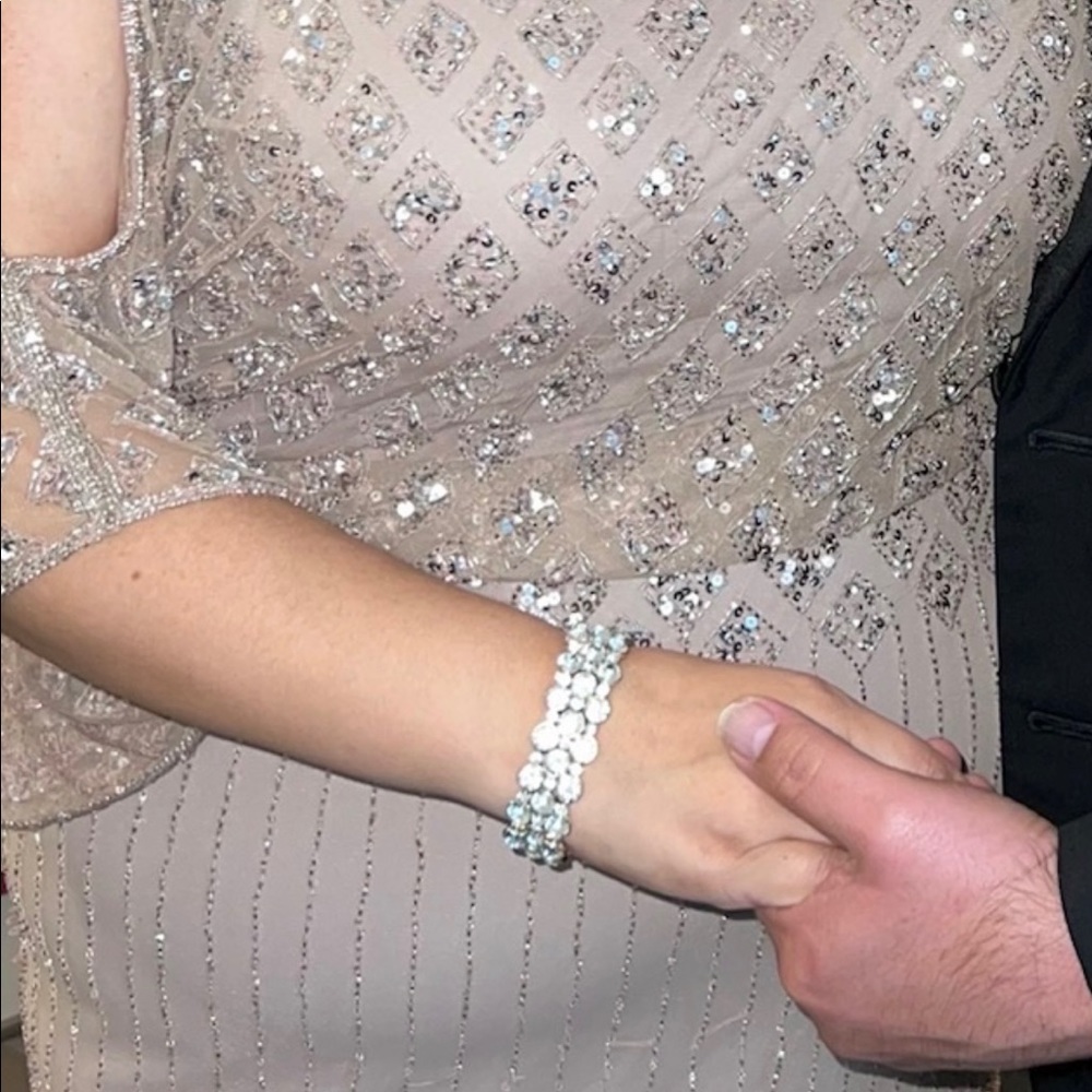 Plus size formal dress size 20. (Beaded) - Picture 3 of 3